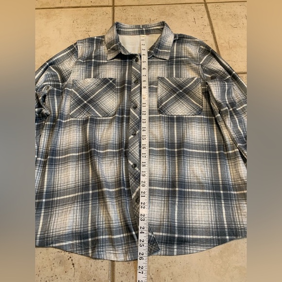 Gray Plaid Flannel Button-Down Shirt - Size XL - Picture 5 of 5